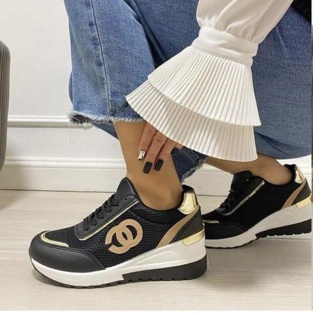 KAPRIS Sneakers Γυναικείο Μαύρο-Χρυσό